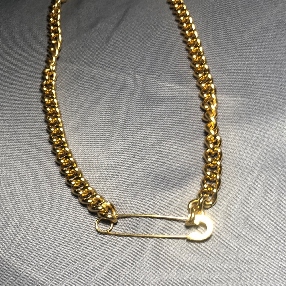 Brandy Melville necklace